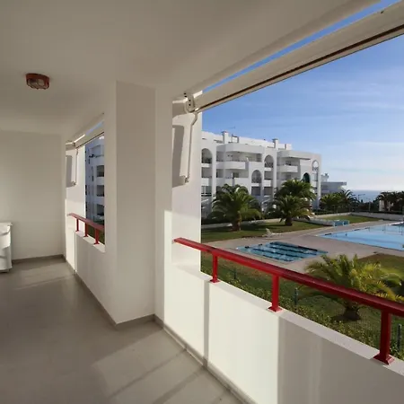 Sea And Pool View Apartament Apartmán