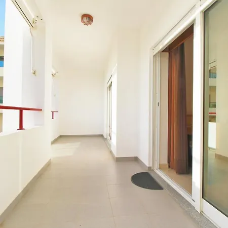 Sea And Pool View Apartament